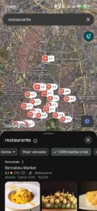 Filtro de reseñas por volumen en Google Maps para restaurantes en Madrid mostrando el umbral de 1.000 reseñas o más